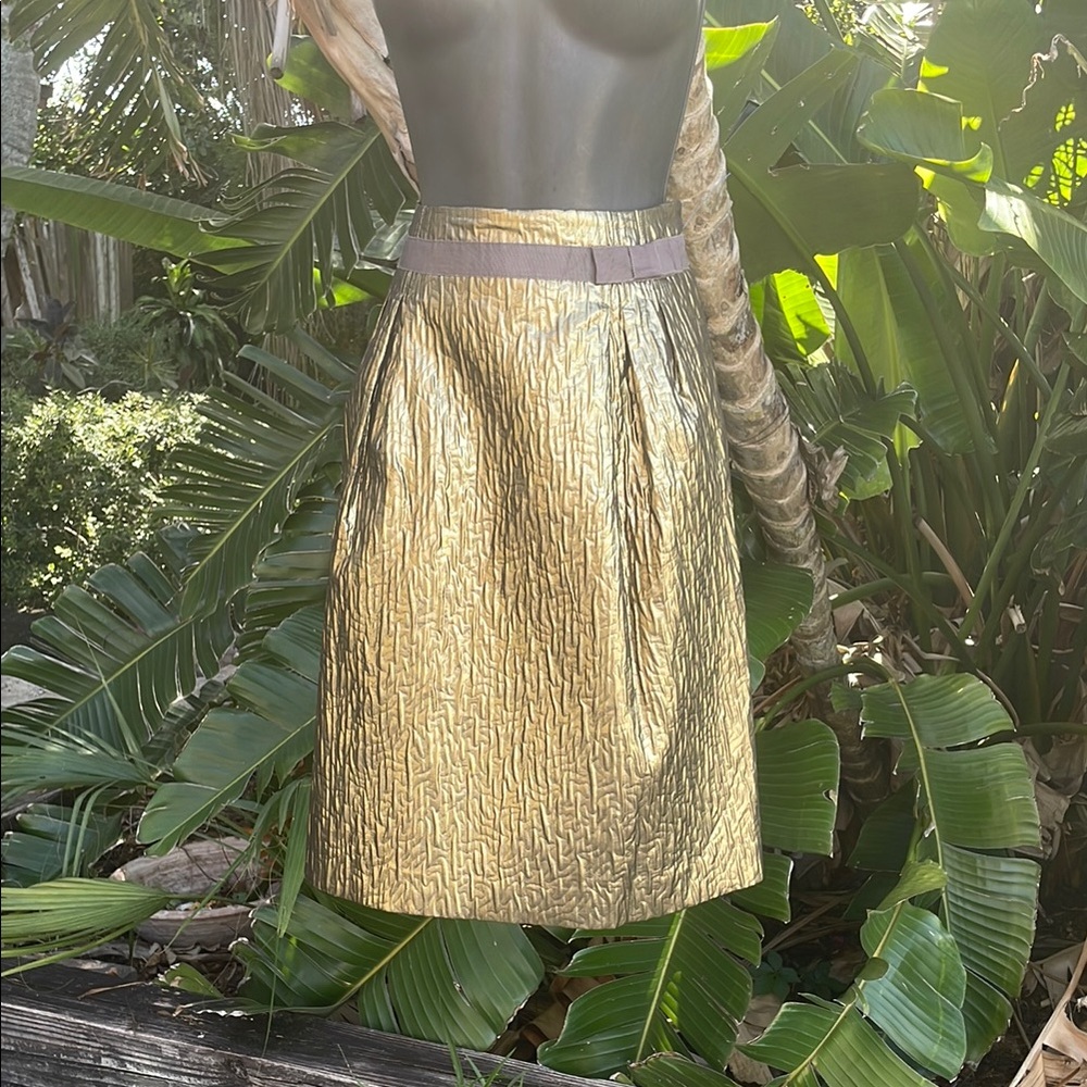 Vera Wang gold metallic skirt with bows